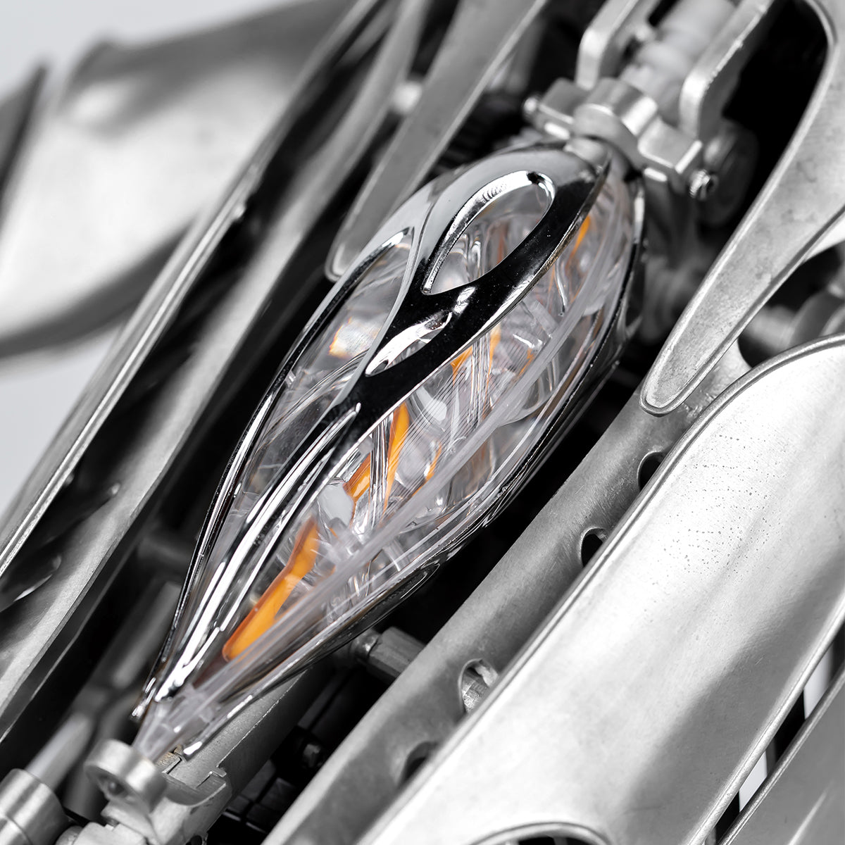 Humpback Whale Mechanical Metal 3D Puzzle Kit